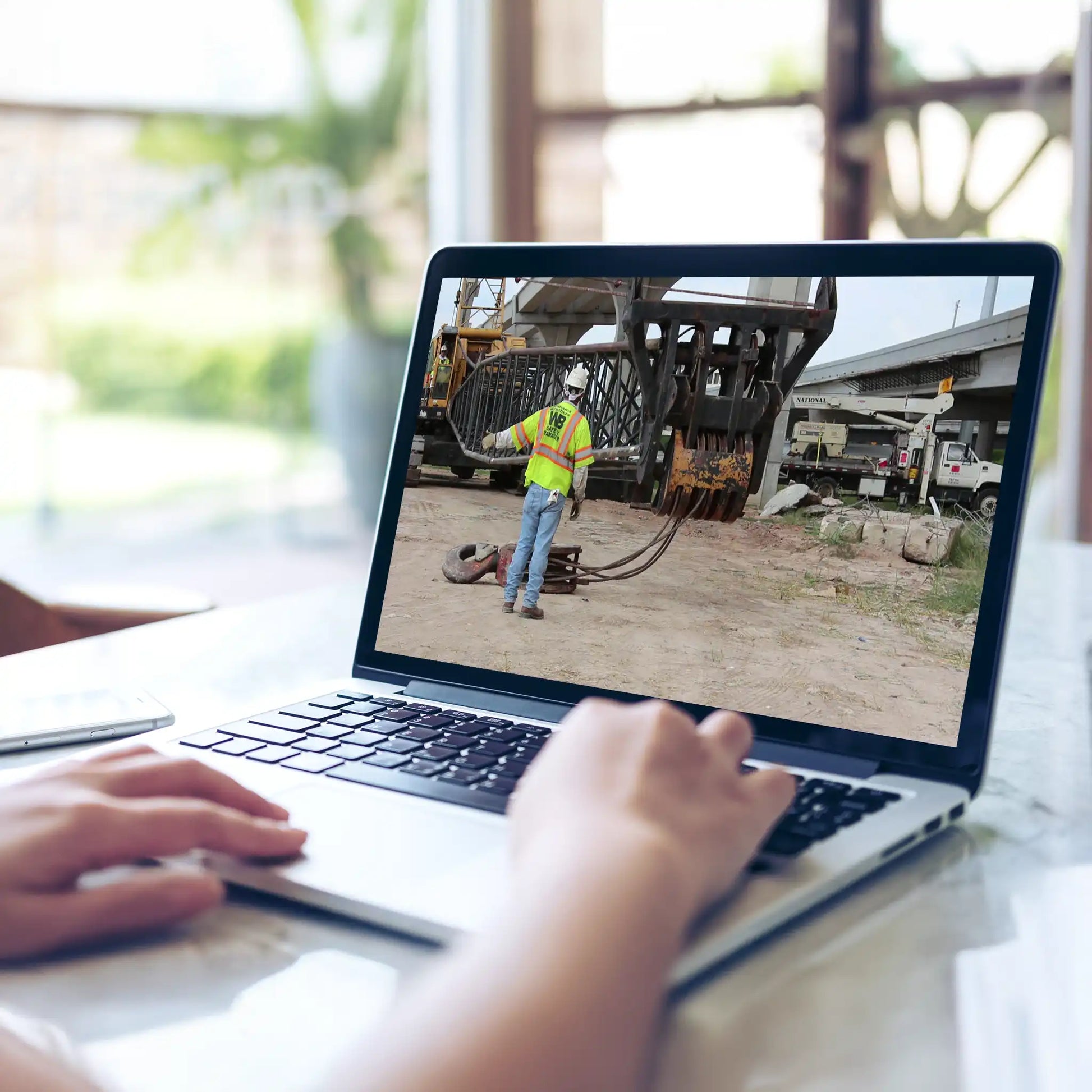 Crane Safety MP4 Laptop