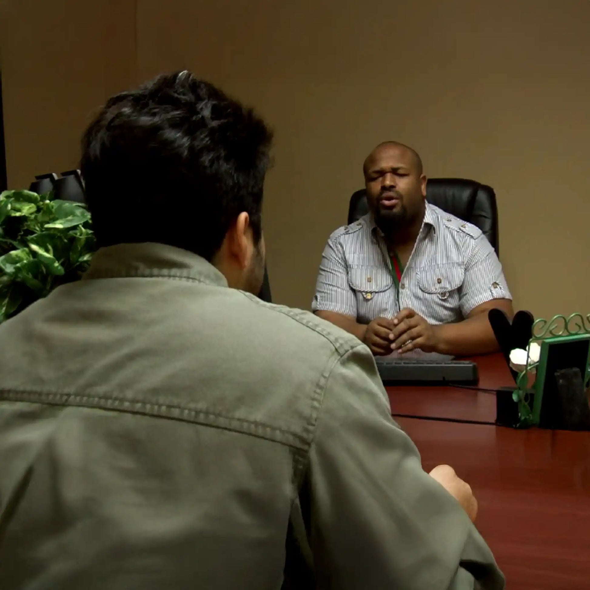 Drug & Alcohol Abuse Managers Streaming Manager Talking to Employee