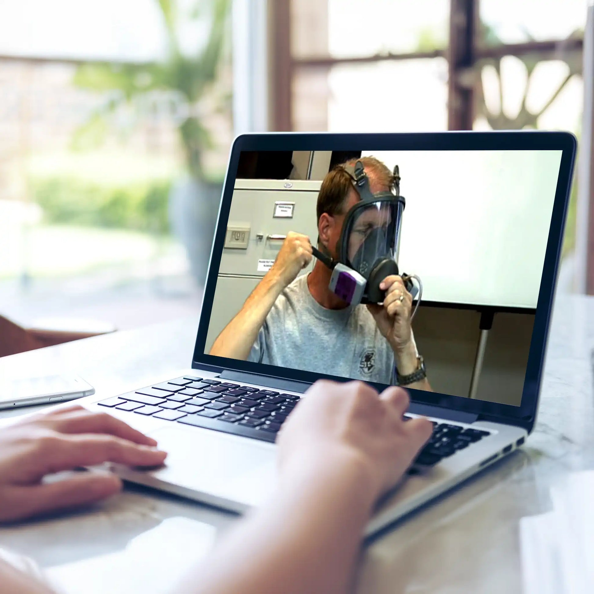 Respiratory Safety MP4 Laptop